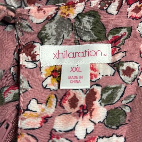 Xhiliration XXL Pink Floral V Neck Romper Keyhole Back Twist Knot Cutout Sleeves - Picture 7 of 12